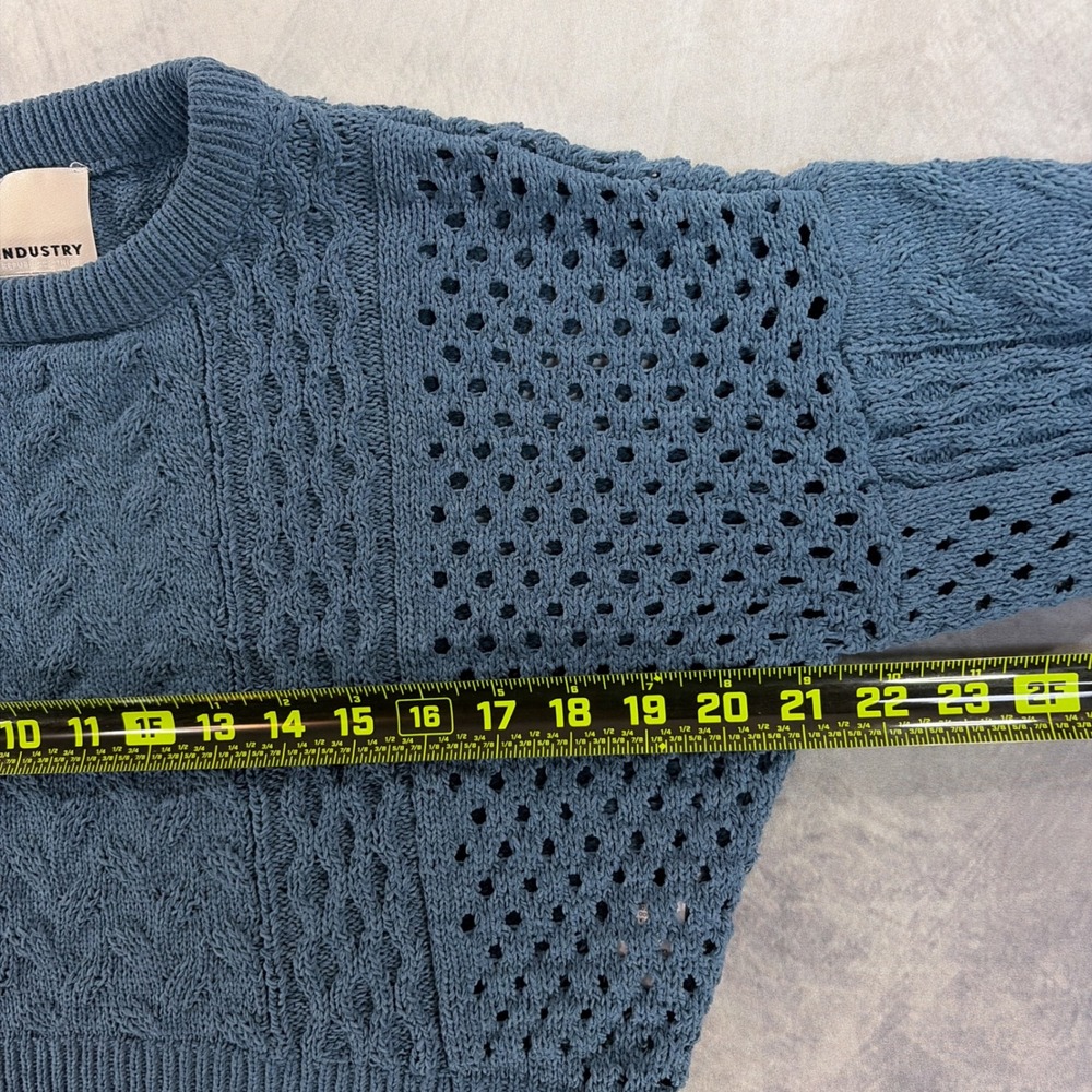 Industry Sweater Womens XS Blue Cable Knit Pointelle Cropped Long Sleeve Top - Picture 6 of 7